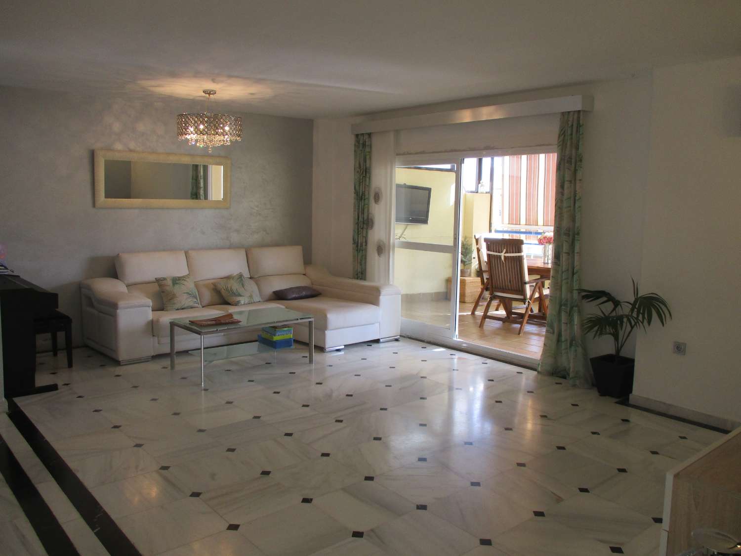 Penthouse for rent in Torremolinos